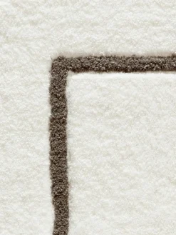 Cleo|Kibek Clearance