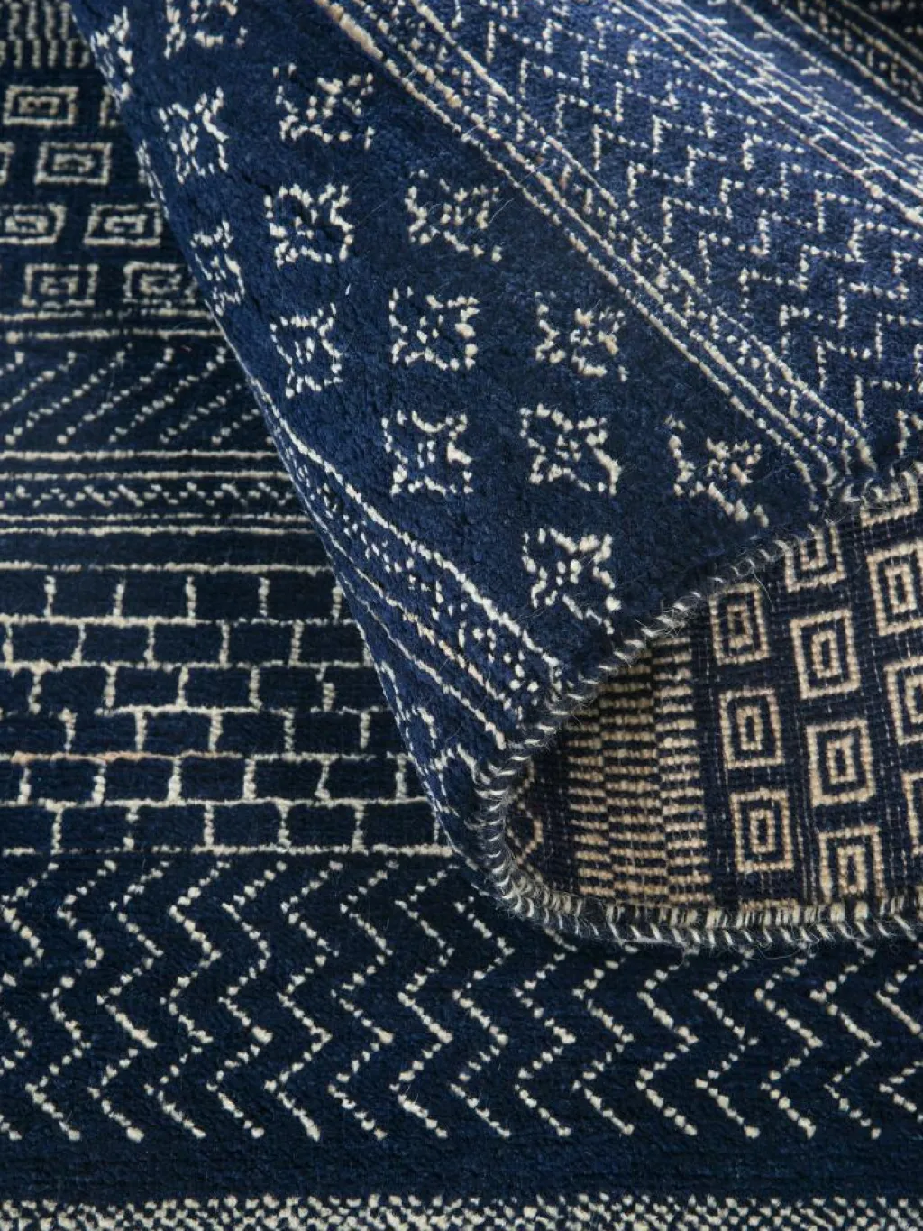 Contemporary Gabbeh|Kibek Hot