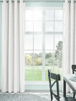 Klara|Kibek Clearance