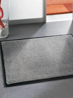 Pleasent|Kibek Clearance