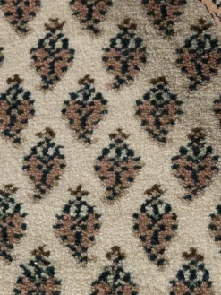 Sarough Mir|Kibek Clearance