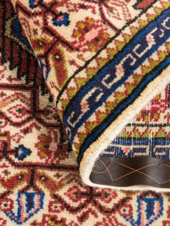 Tadjabad Hamadan|Kibek Outlet