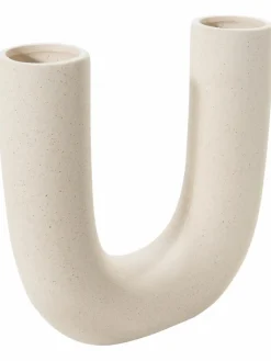 Uhui|Kibek Clearance