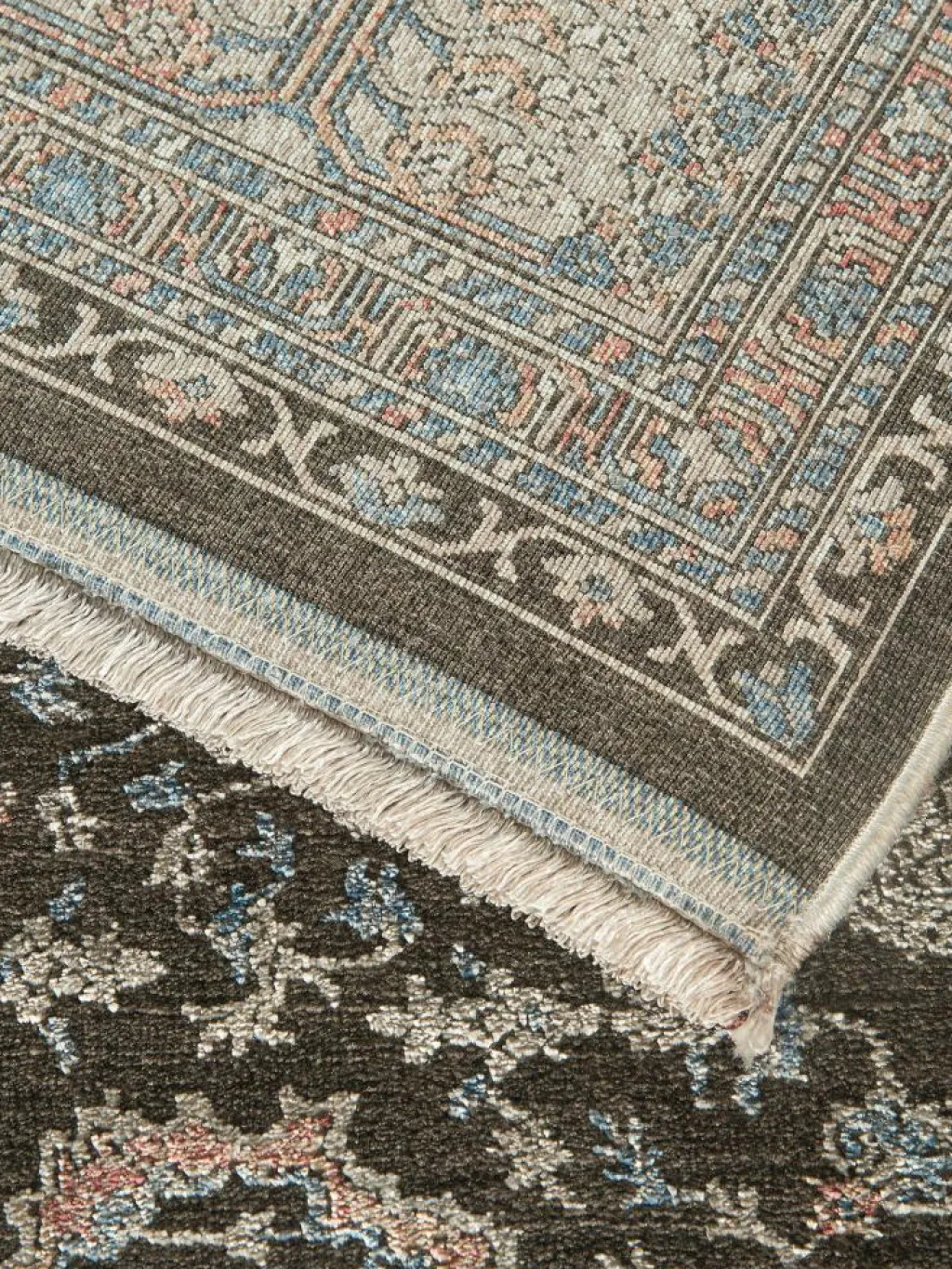 Valdiva|Kibek Online